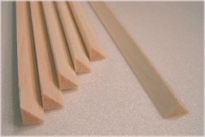 BALSA TRIANGLE 9.5mm X 9.5mm X 915mm    (3/8"x 3/8" x 36"), 1 piece