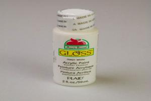 Apple Barrel Gloss White Acrylic Paint (2 oz bottle)