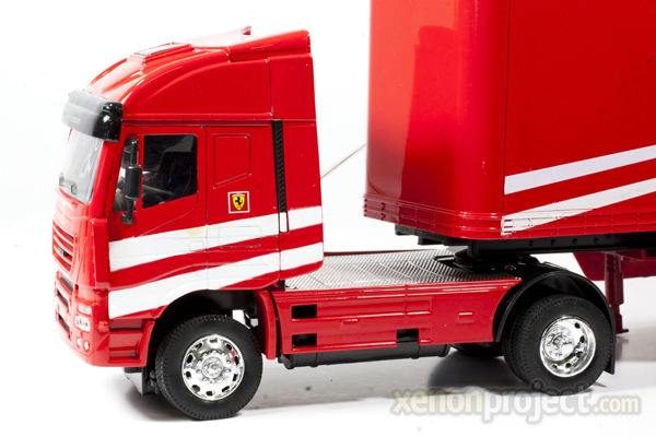 Ferrari Iveco Stralis Scuderia 1:32 Scale RC